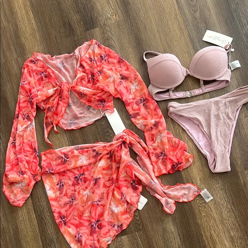 Bikini Set and Cover Up set, Size Small, Bundle, NWT 🩷🩷🩷